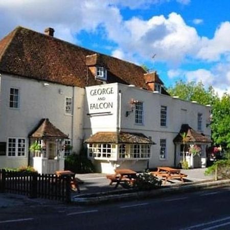 Bed and Breakfast George & Falcon à Southampton Extérieur photo